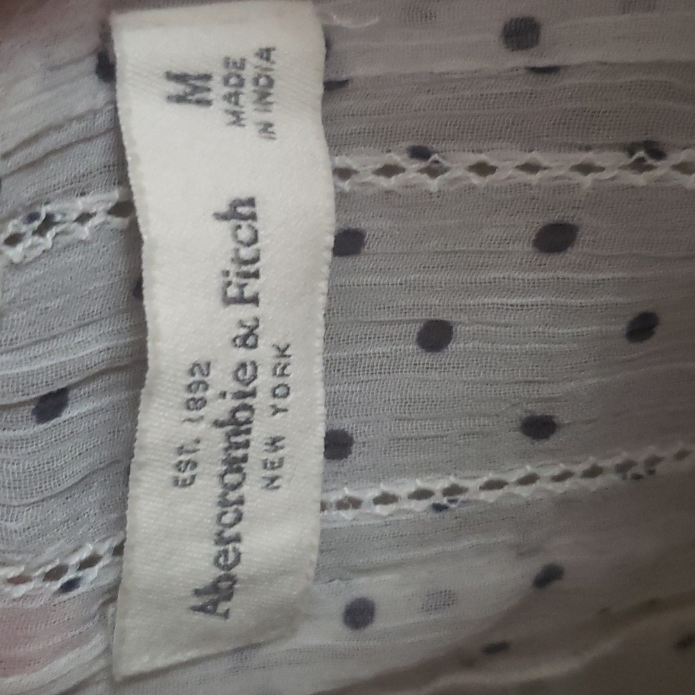 Abercrombie and Fitch blouse size M - Picture 2 of 6